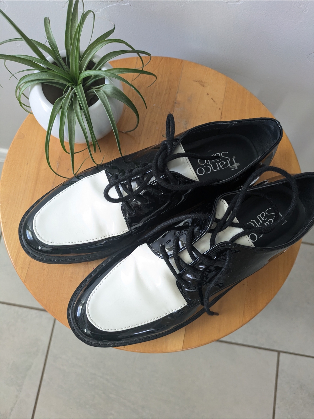 Franco Sarto Black and White Patent Leather Oxfords - Picture 2 of 6